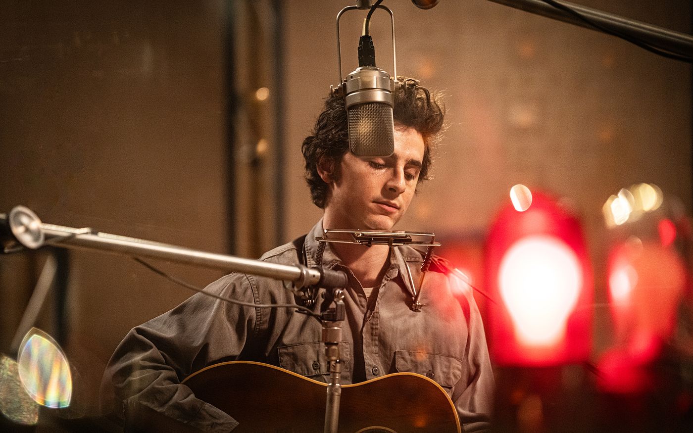 “A Complete Unknown” (2024): Timothée Chalamet al micro.