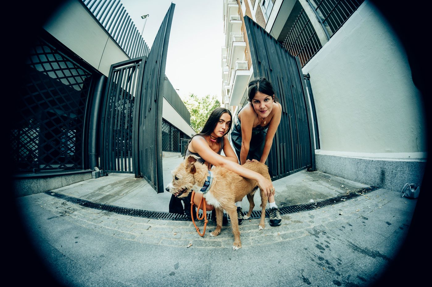 Ana Perrote y Carlotta Cosials.