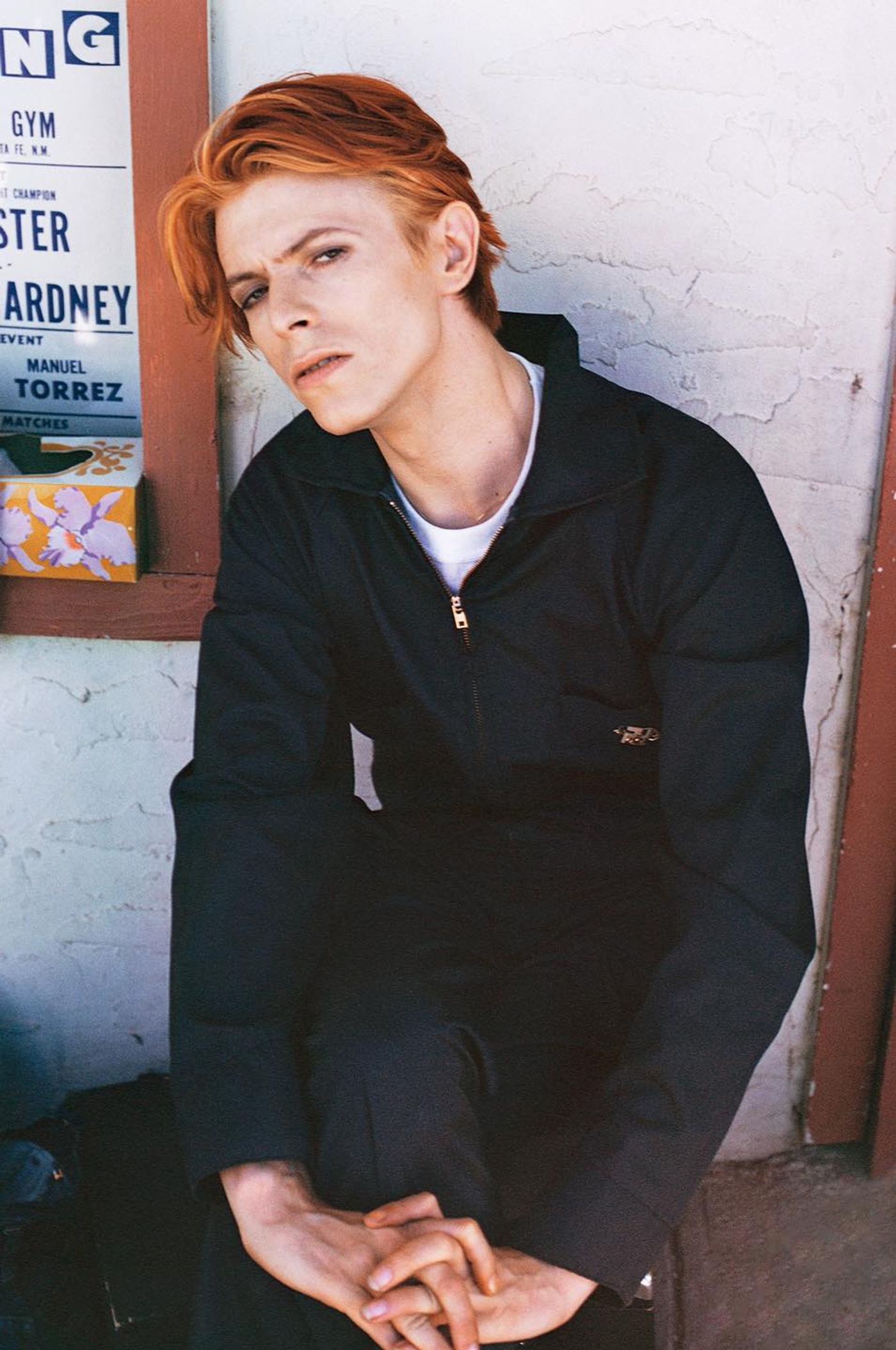 Bowie como Thomas Jerome Newton en “El hombre que cayó a la Tierra” (Nicolas Roeg, 1976).