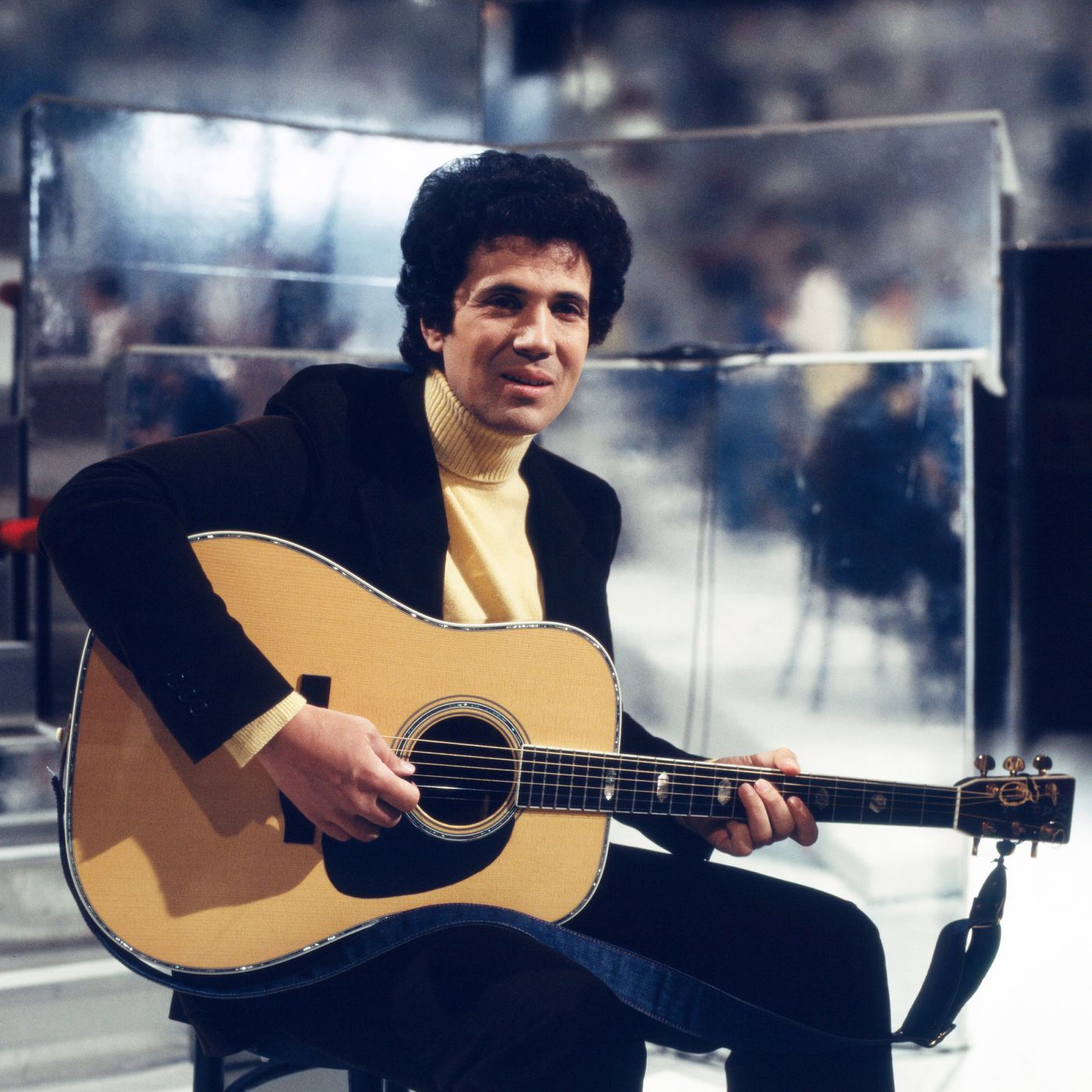 Lucio Battisti, en el programa de la TV alemana ‘Liedercircus’, en los 70. Foto: Impress Own / United Archives (Getty Images)