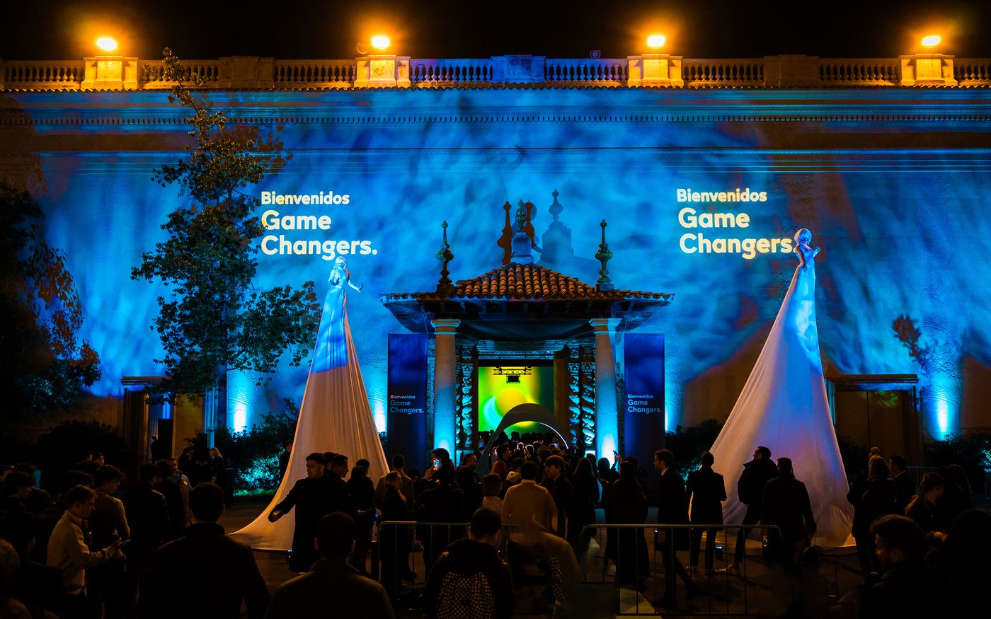 Fiesta en la noche de Montjüic.