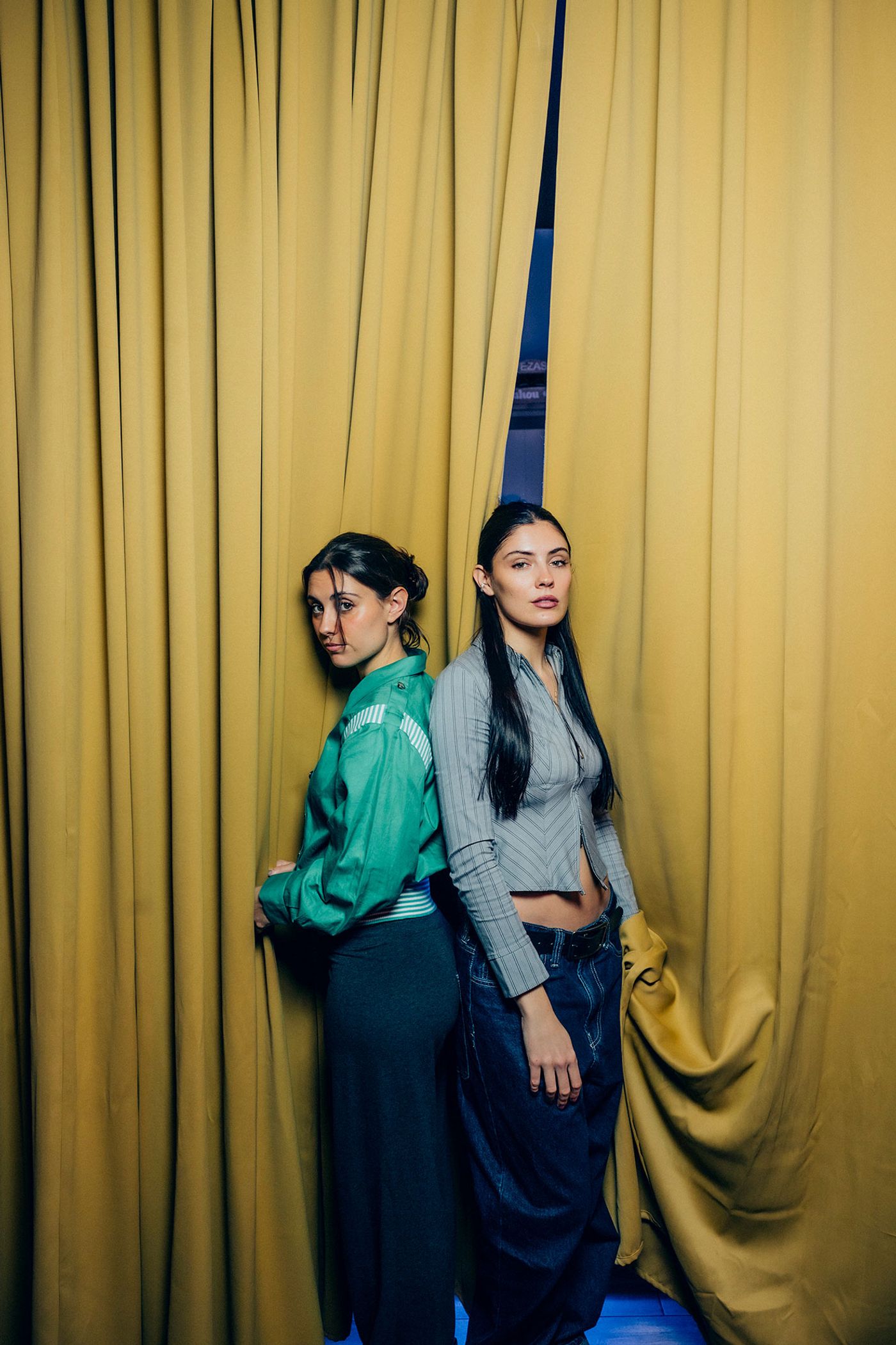 Paula Reyes y Adriana Ubani. Foto: Alfredo Arias