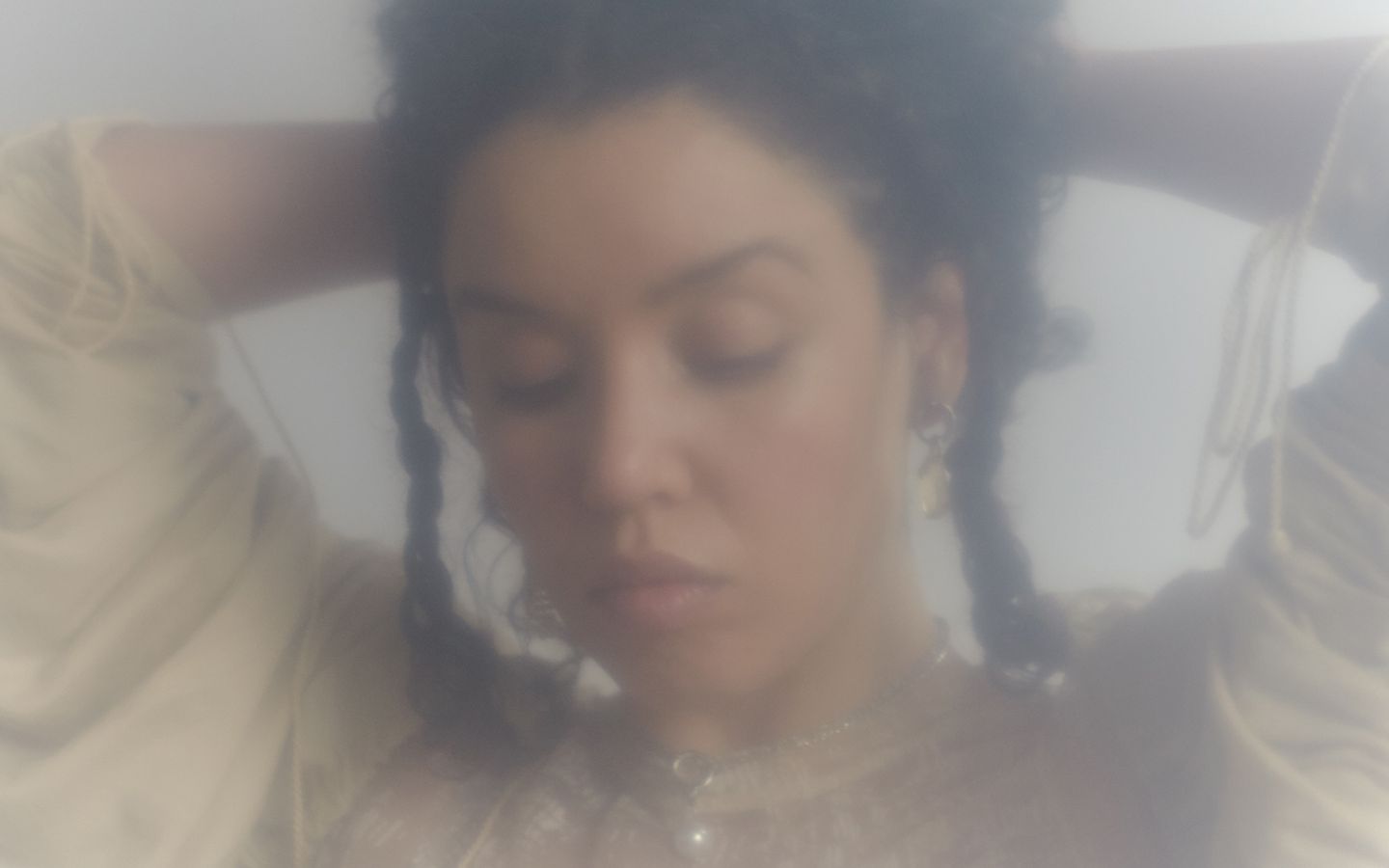 Ikram Bouloum: articulando el choque cultural